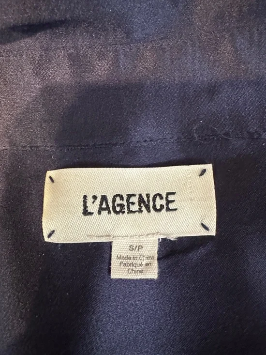 L'AGENCE Navy Satin Button-Down Blouse Size SP - Picture 7 of 9